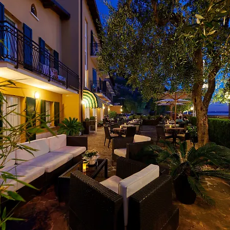 Albergo Del Garda-3